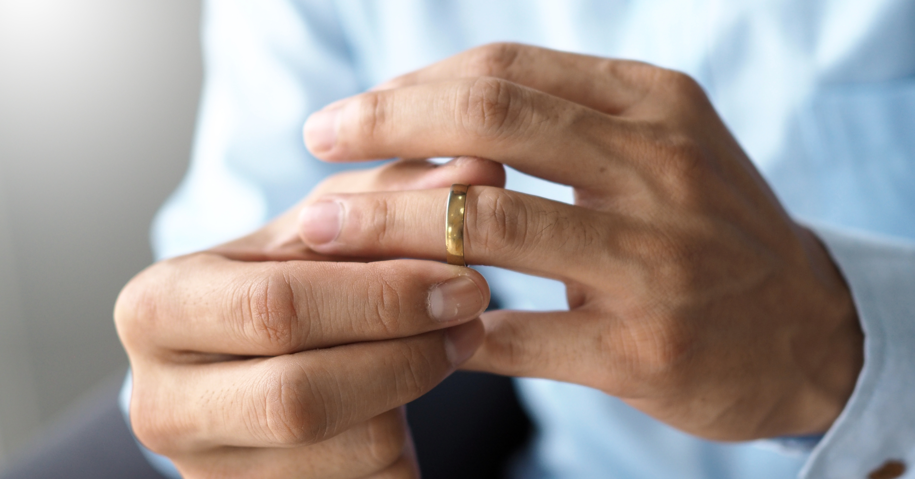 How to Wear Engagement Ring and Wedding Band