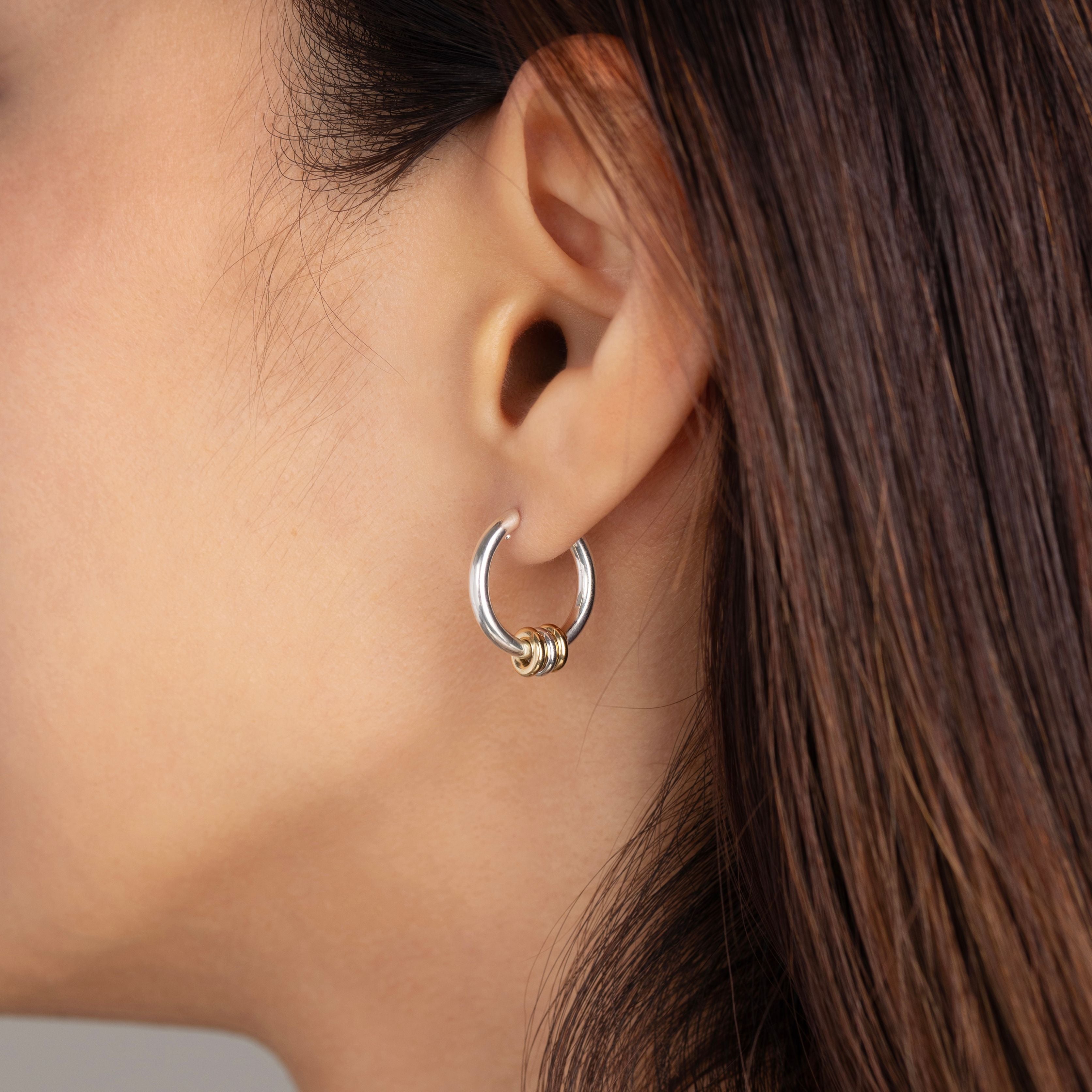 Interlocked Circle Hoop Earrings