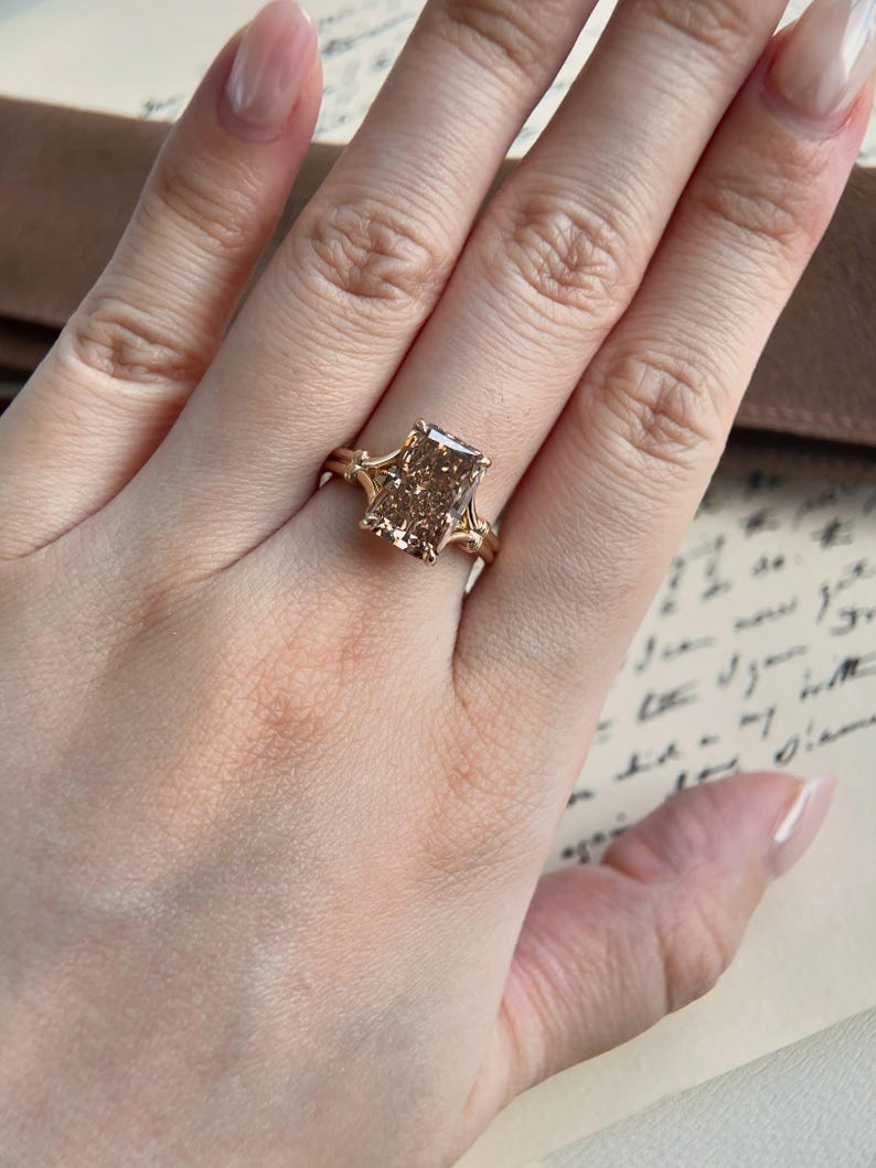 Round Cut Solitaire Lab Grown Diamond Engagement Ring