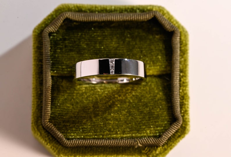 Delicate Moissanite Band with 0.05 TCW Round Cut Stones in Solid Gold 3