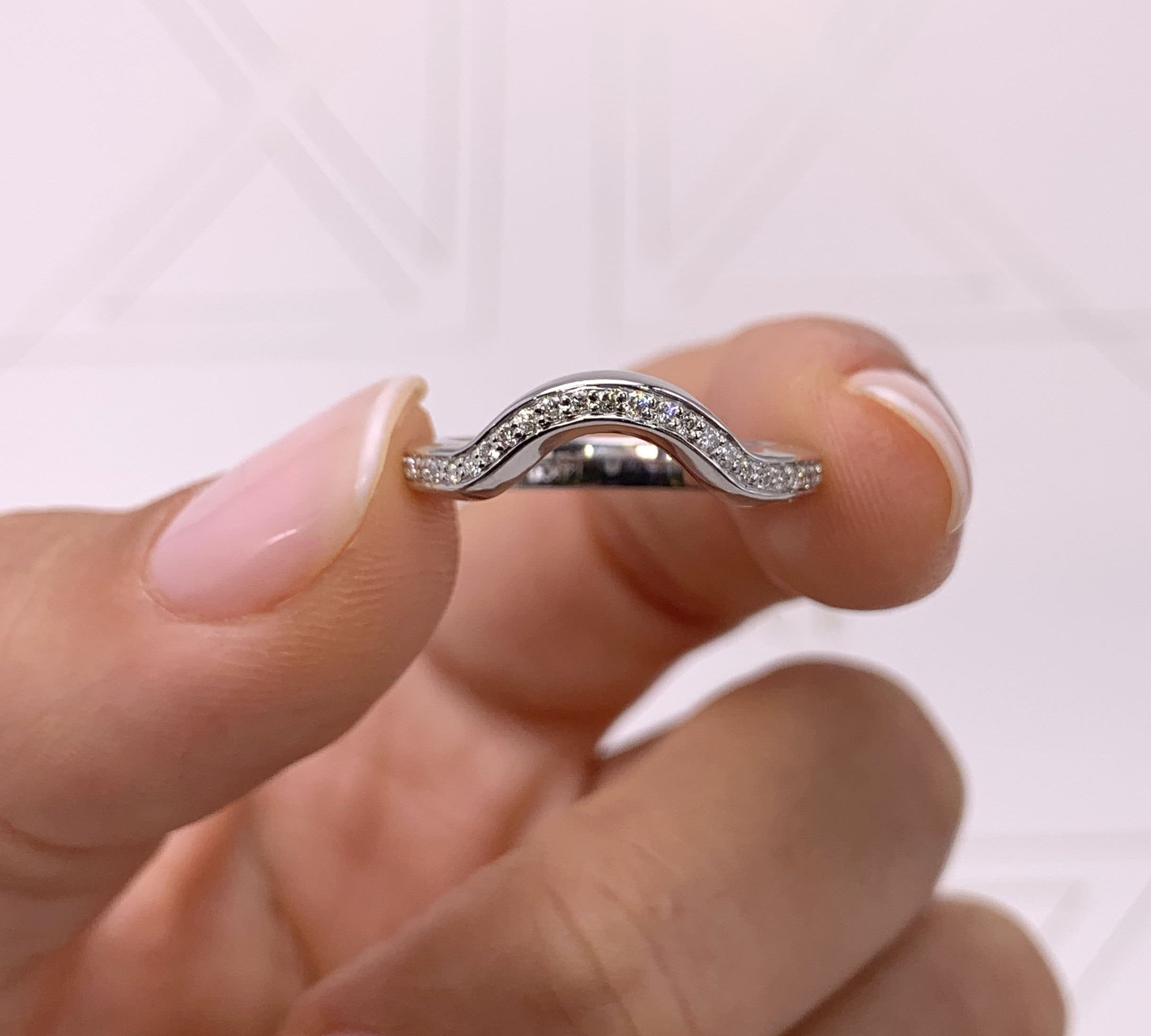 0.3 CT Round Curved CVD EF/VVS Diamond Wedding Band 2