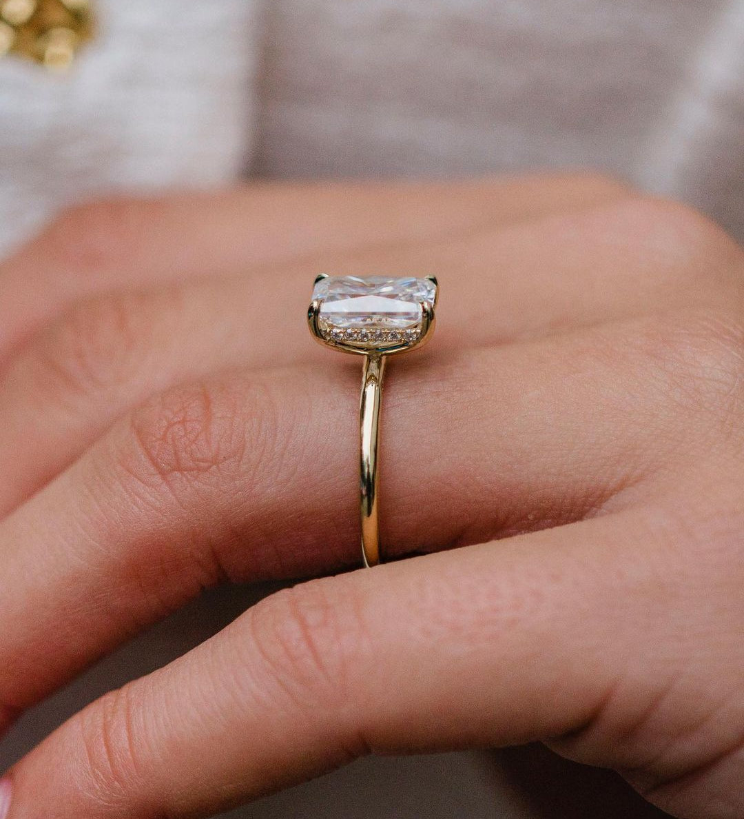 3.0 CT Radiant Solitaire Moissanite Engagement Ring 3