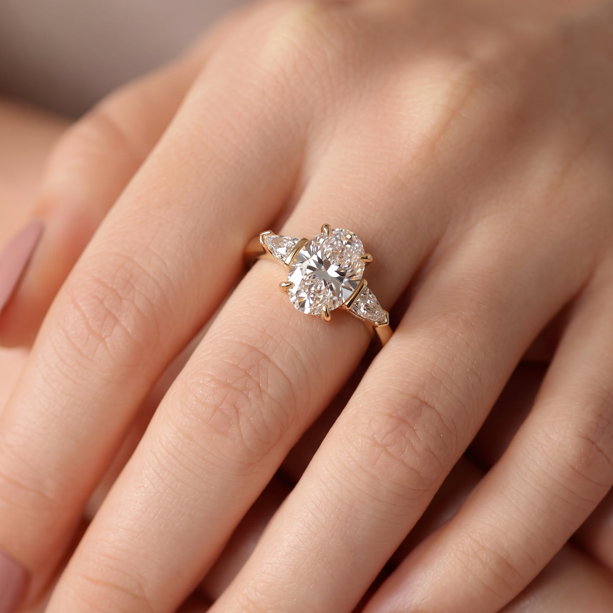 [Ringsize] [Style] [Shape] [Type] Engagement Ring