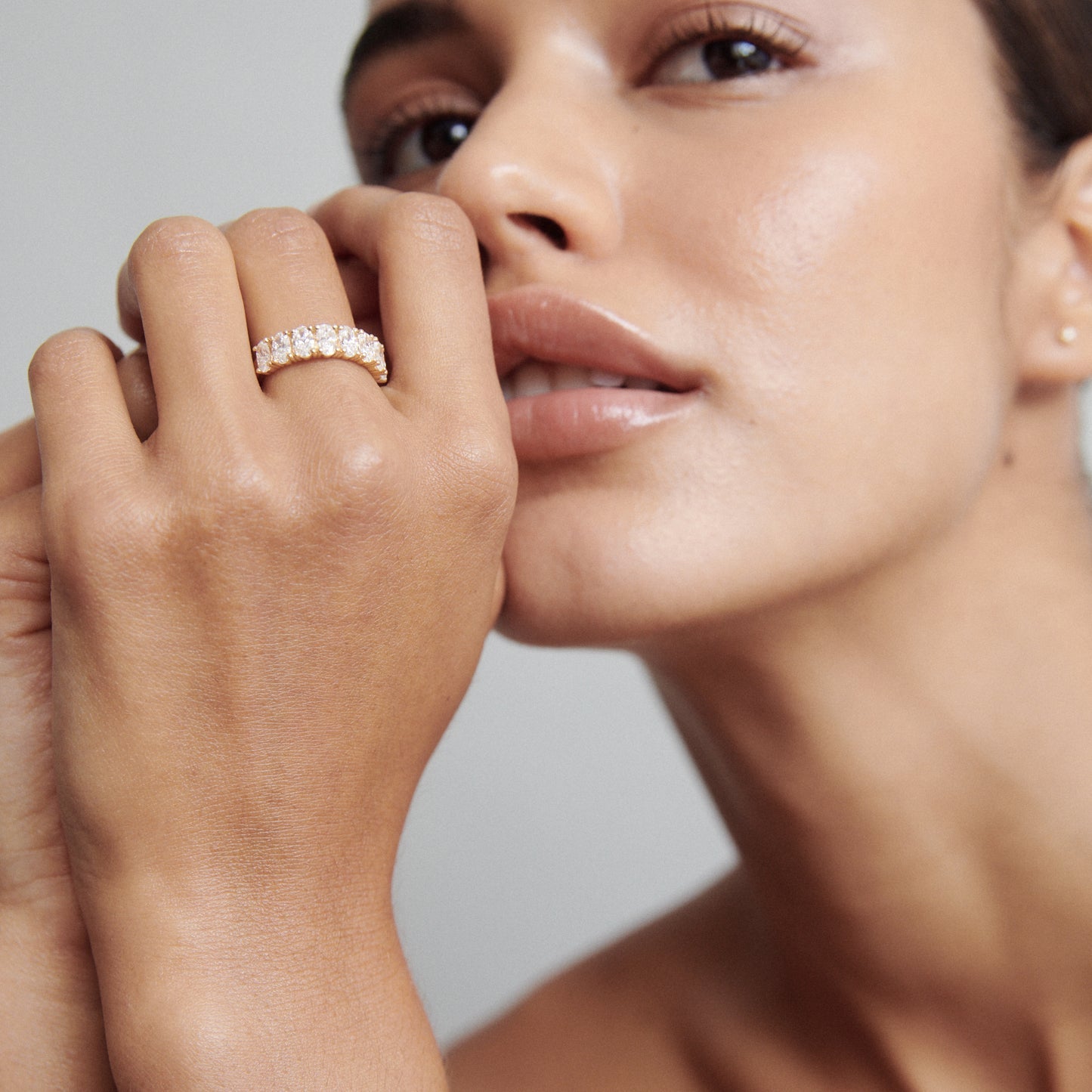 Stunning 1.60 TCW Oval Moissanite Stones Half Eternity Wedding Bands