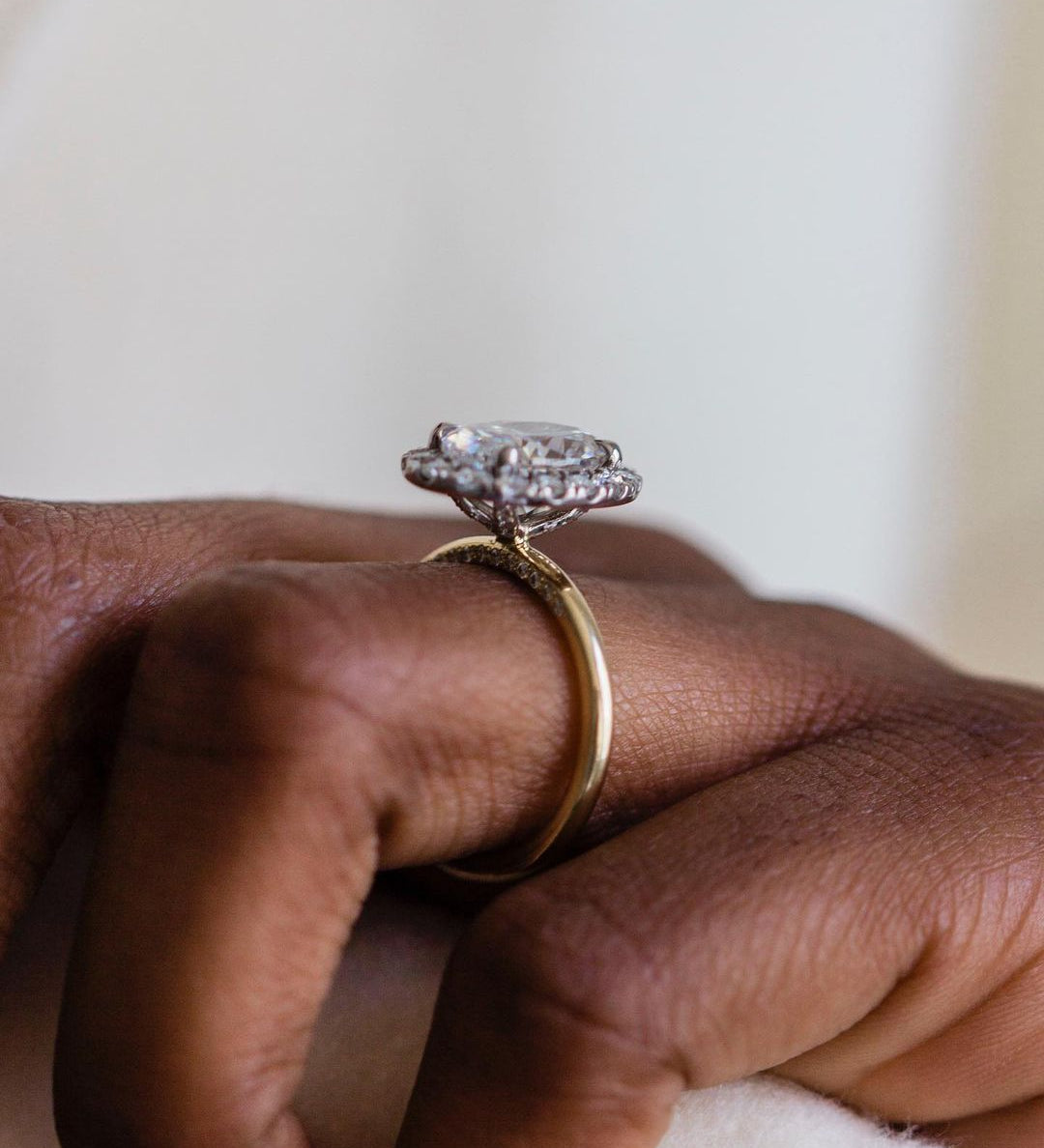 3.85 CT Oval Halo Moissanite Engagement Ring 2