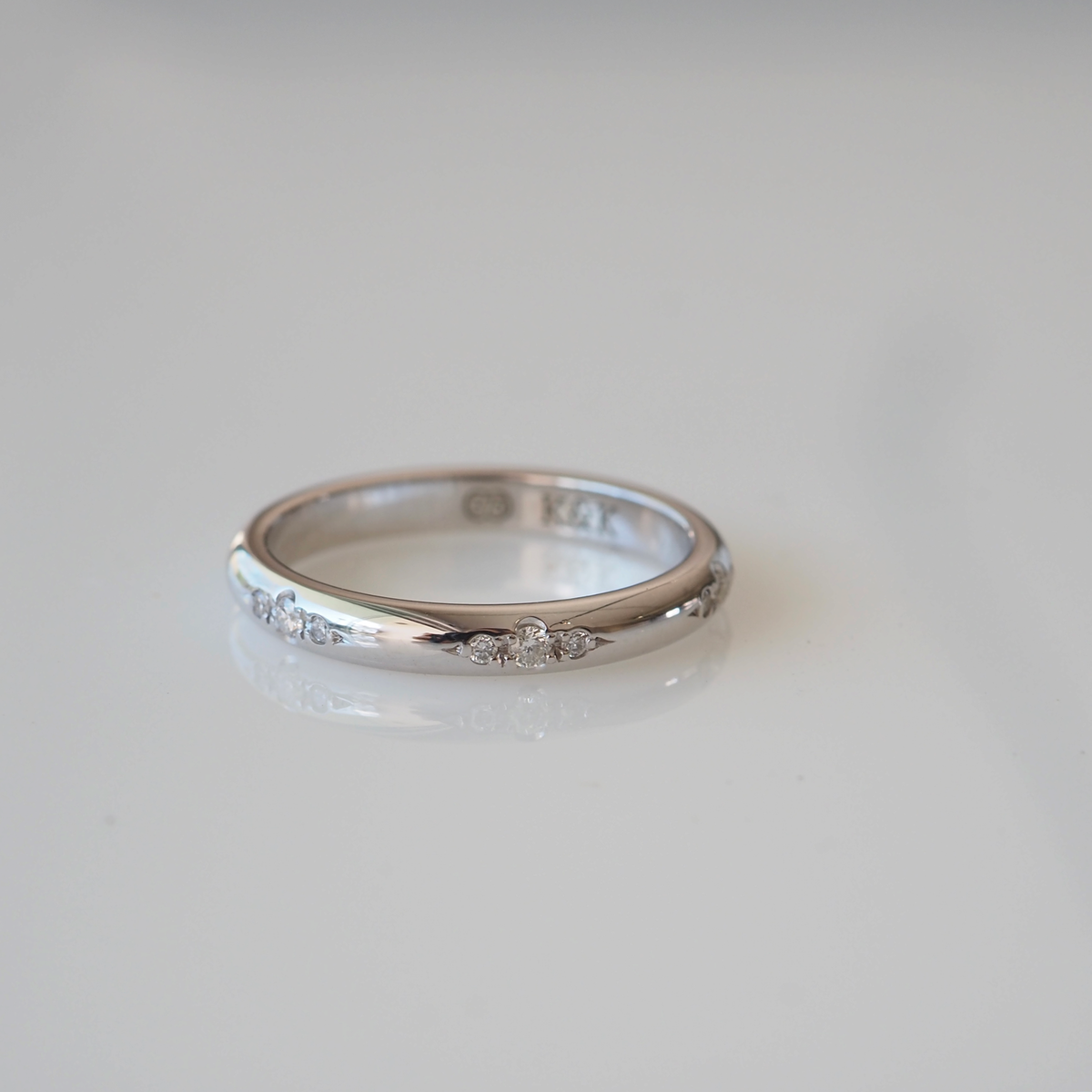 Stunning 0.10 TCW Round Moissanite Stones Flush Wedding Bands