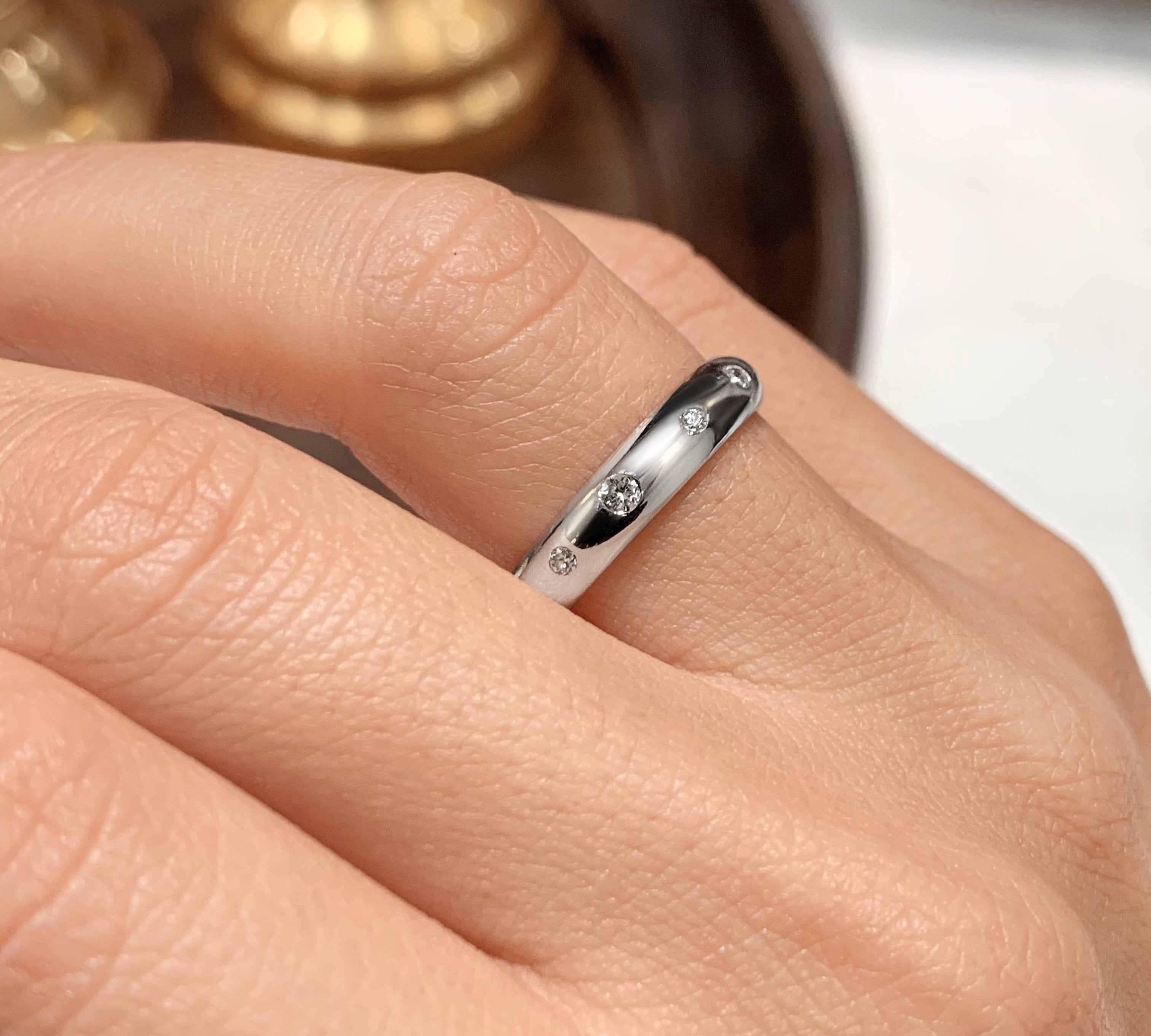 0.18 CT Round Flush Setting CVD EF/VVS Diamond Wedding Band 2