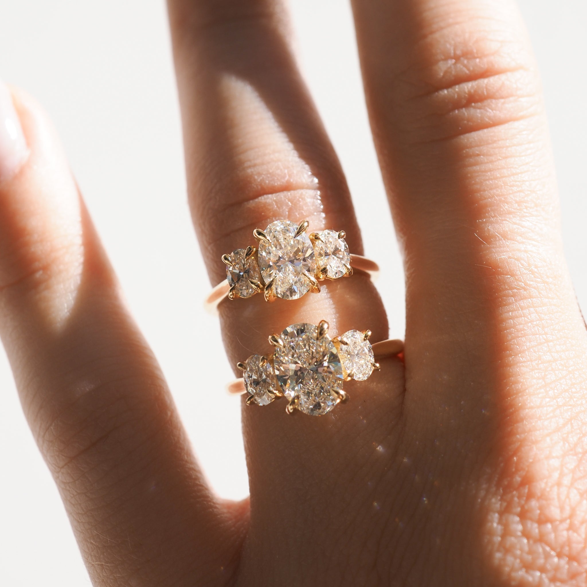 1 CT Oval Three Stone Moissanite Engagement Ring