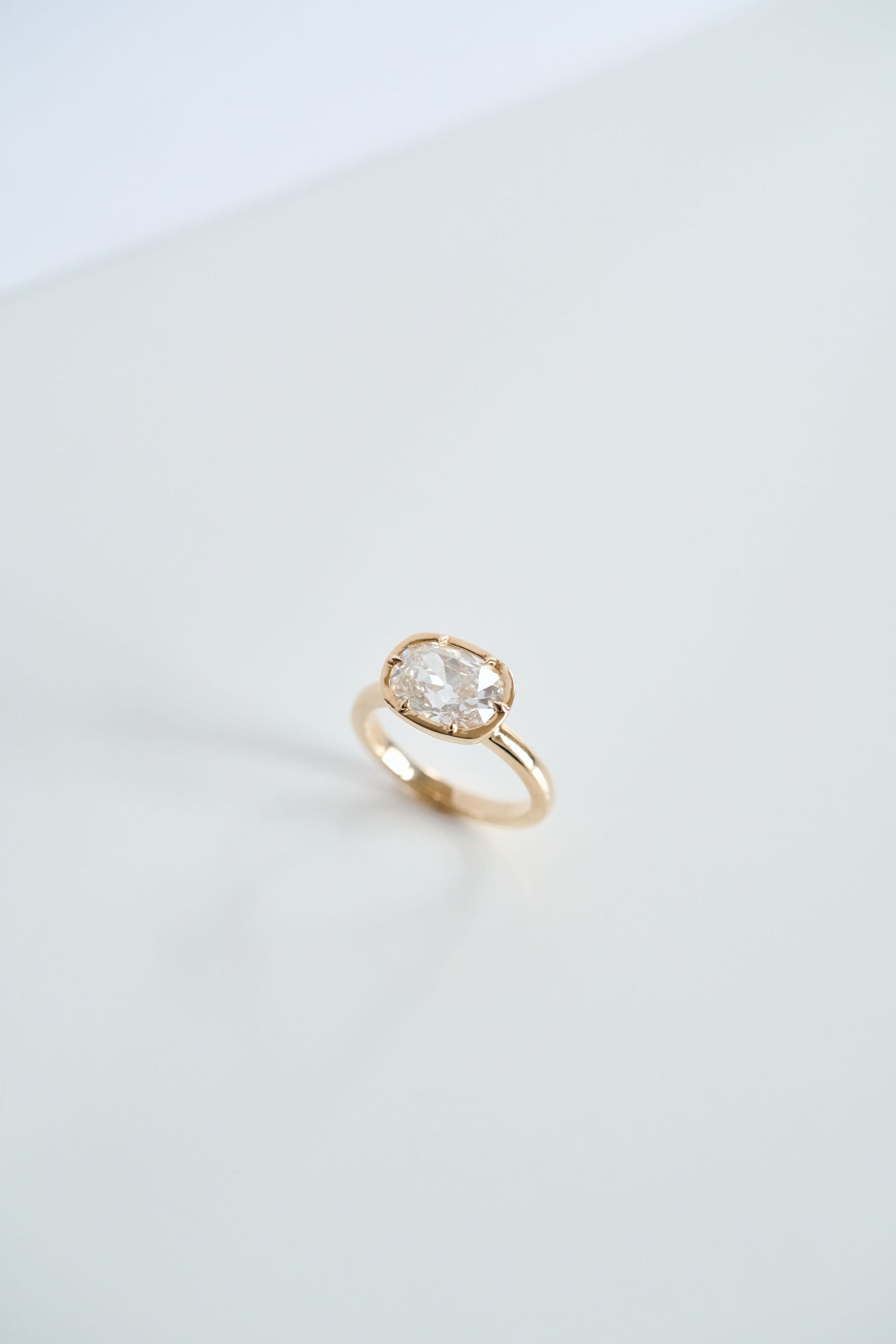 3.0 CT Elongated Cushion Solitaire Lab Grown Diamond Engagement Ringt