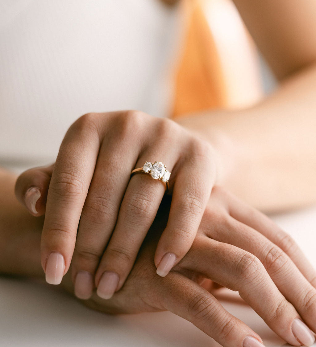 3.0 CT Elongated Cushion Solitaire Lab Grown Diamond Engagement Ringt