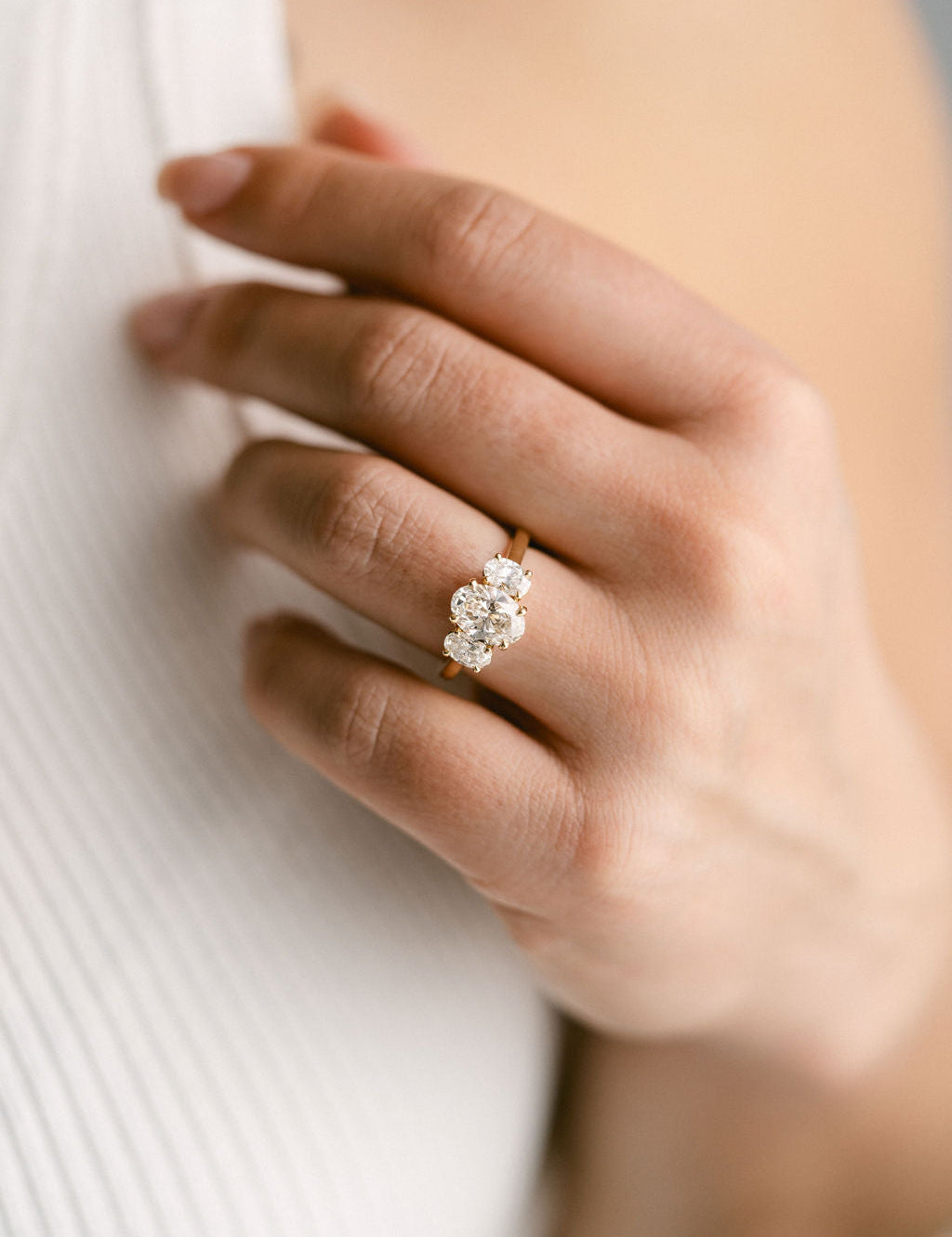 3.0 CT Elongated Cushion Solitaire Lab Grown Diamond Engagement Ringt