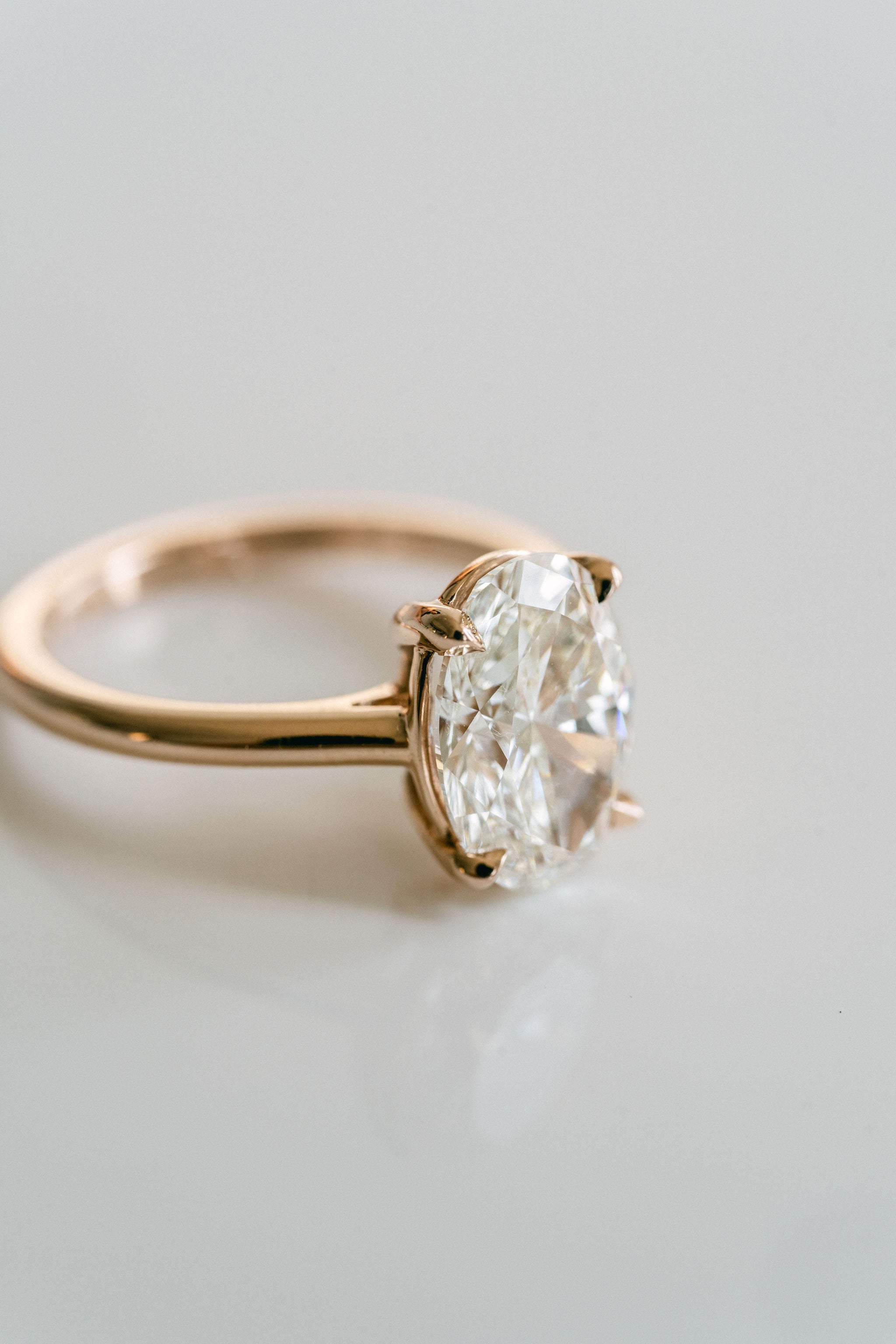 3.0 CT Elongated Cushion Solitaire Lab Grown Diamond Engagement Ringt