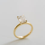 3.0 CT Elongated Cushion Solitaire Lab Grown Diamond Engagement Ringt