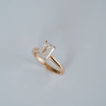 3.0 CT Elongated Cushion Solitaire Lab Grown Diamond Engagement Ringt