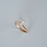 3.0 CT Elongated Cushion Solitaire Lab Grown Diamond Engagement Ringt