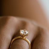 3.0 CT Elongated Cushion Solitaire Lab Grown Diamond Engagement Ringt