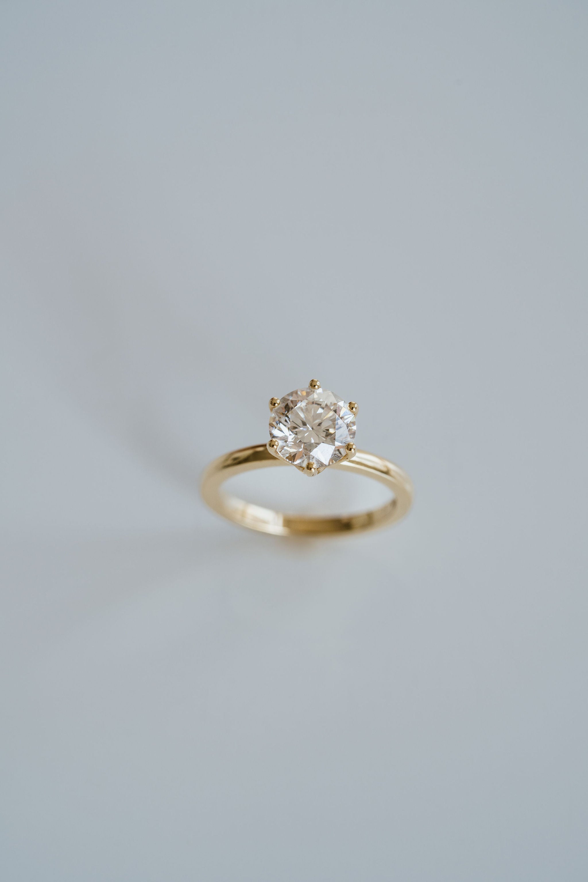 3.0 CT Elongated Cushion Solitaire Lab Grown Diamond Engagement Ringt