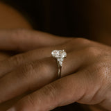 3.0 CT Elongated Cushion Solitaire Lab Grown Diamond Engagement Ringt
