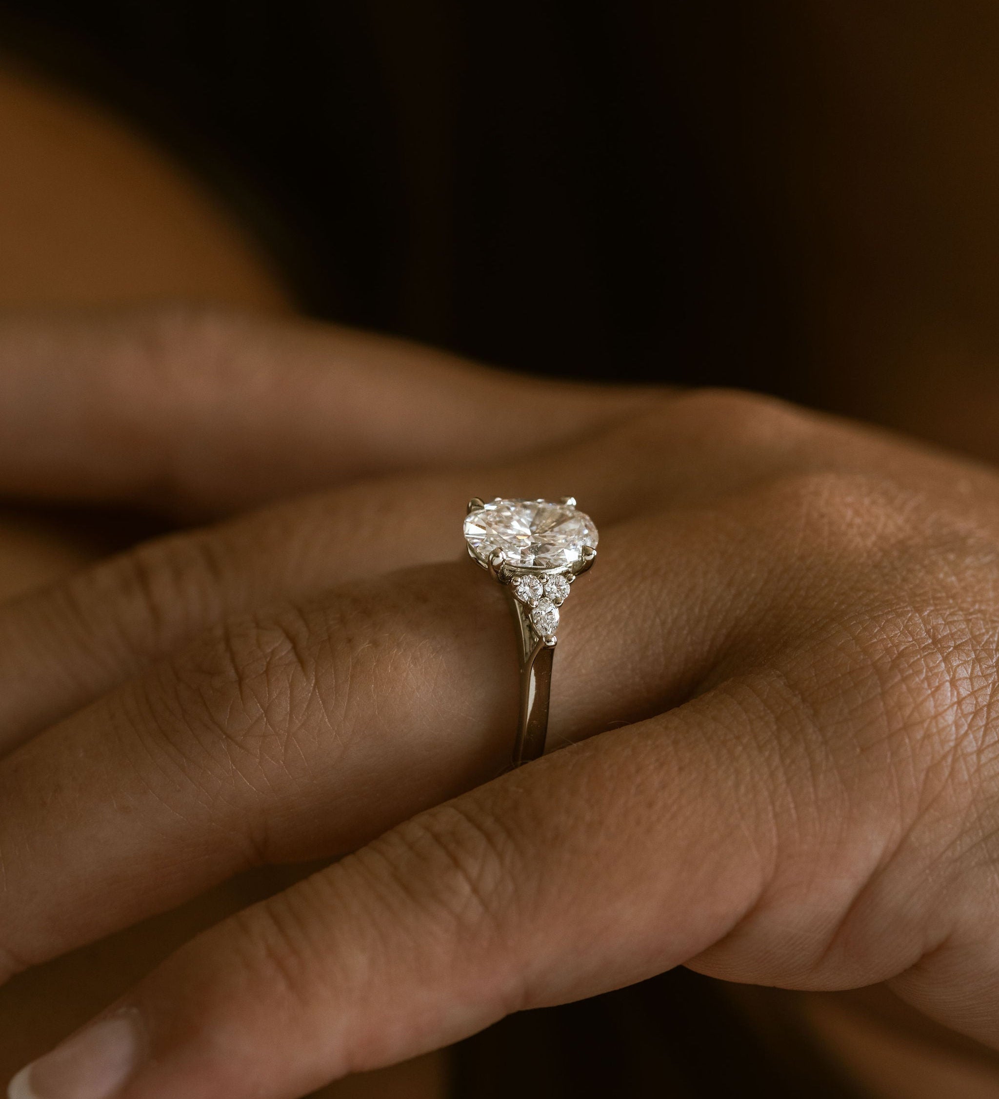 3.0 CT Elongated Cushion Solitaire Lab Grown Diamond Engagement Ringt