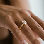 3.0 CT Elongated Cushion Solitaire Lab Grown Diamond Engagement Ringt
