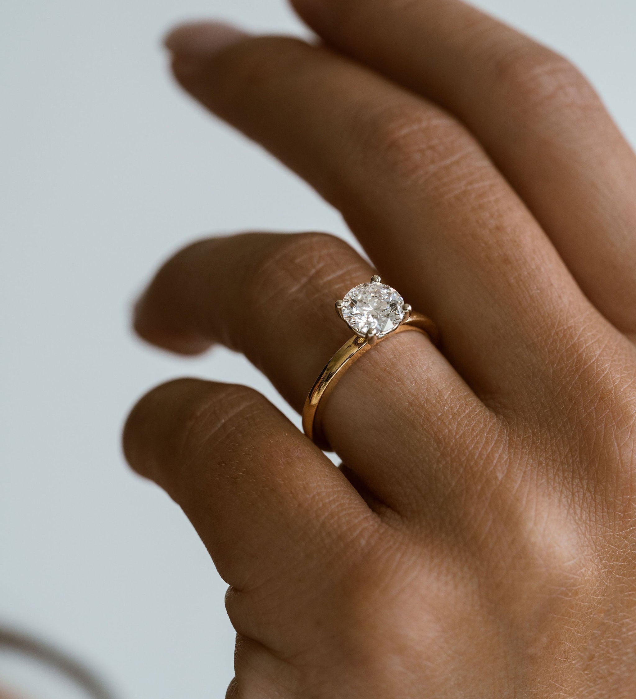 3.0 CT Elongated Cushion Solitaire Lab Grown Diamond Engagement Ringt