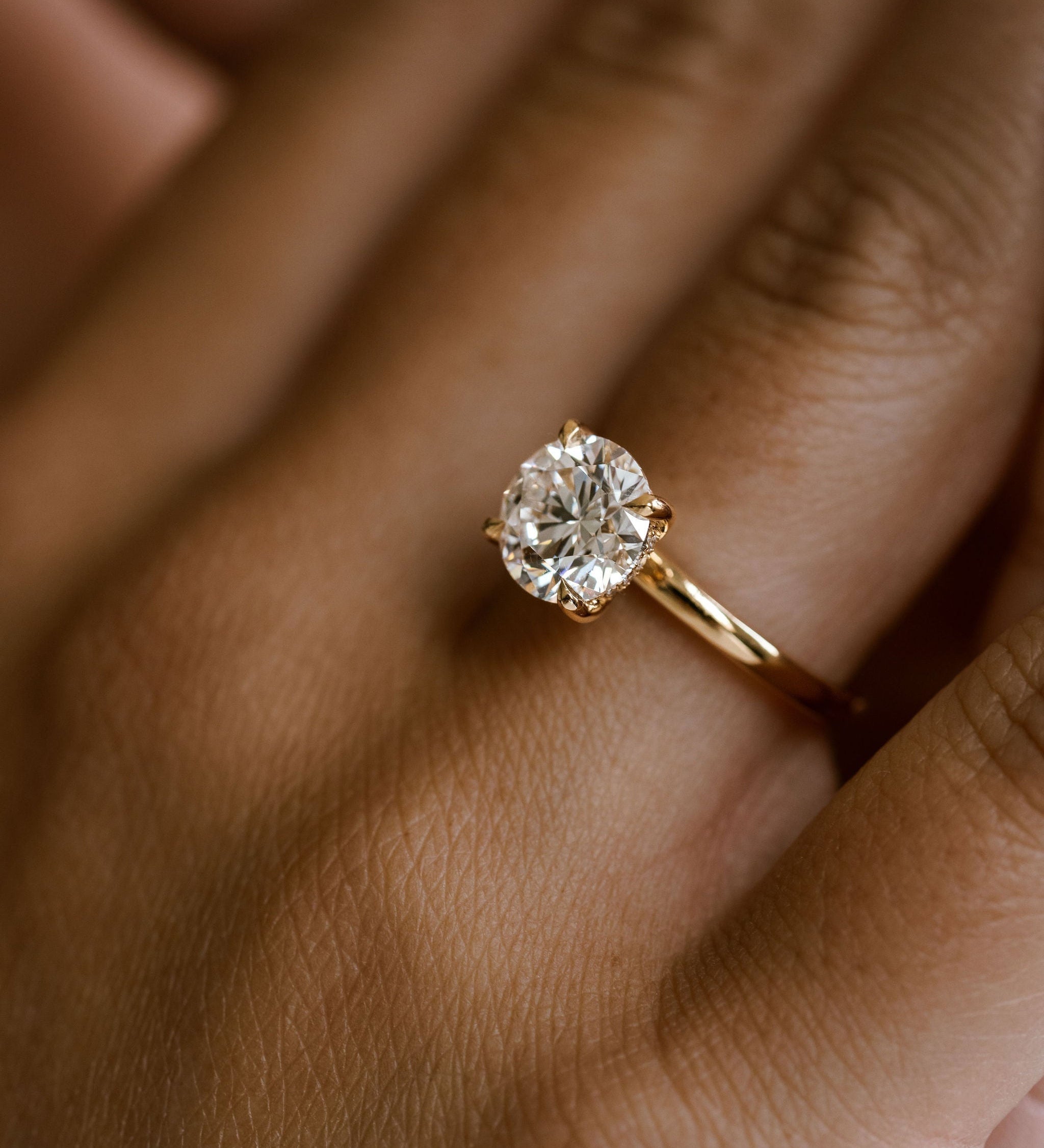 3.0 CT Elongated Cushion Solitaire Lab Grown Diamond Engagement Ringt