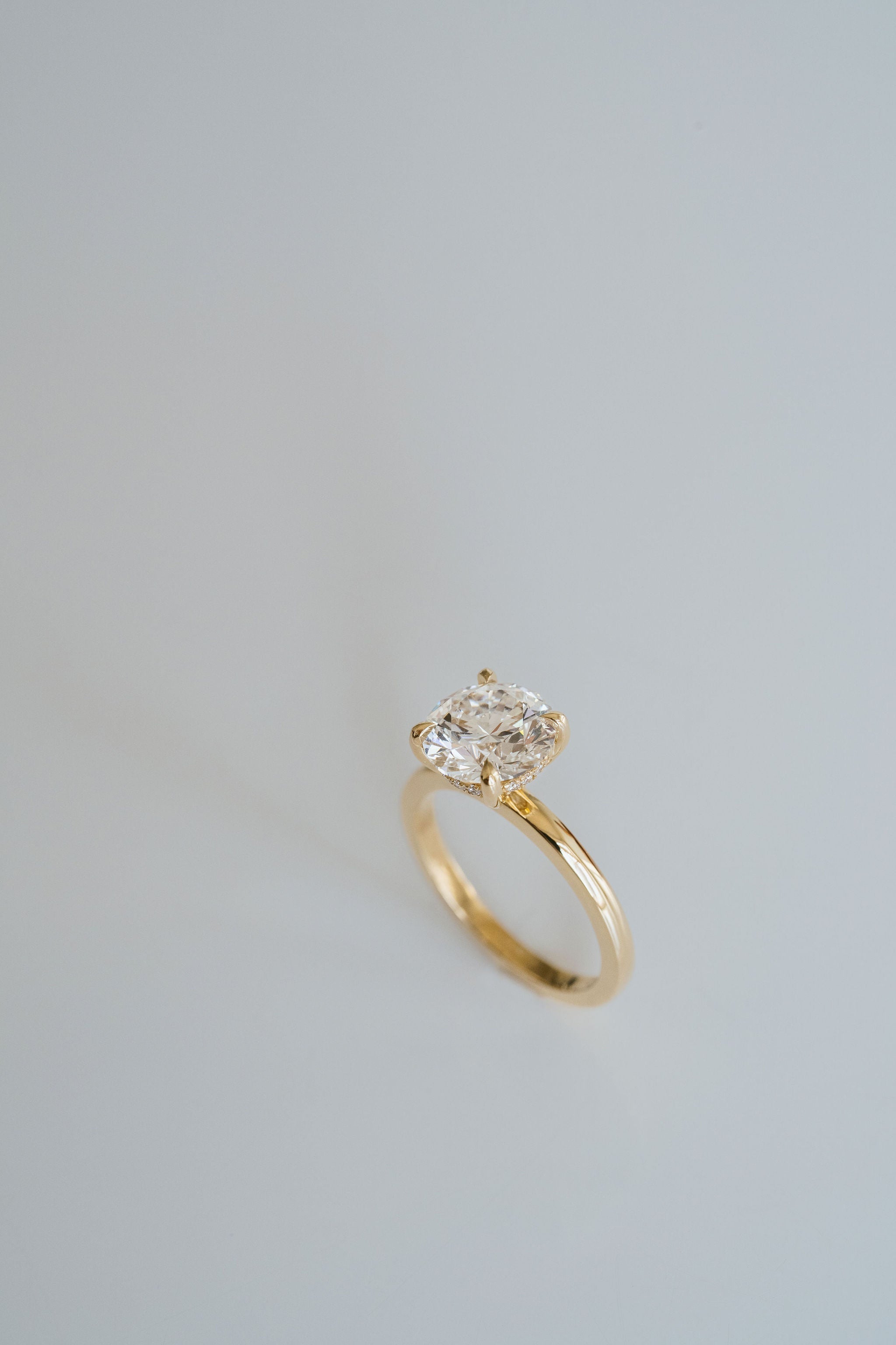 3.0 CT Elongated Cushion Solitaire Lab Grown Diamond Engagement Ringt