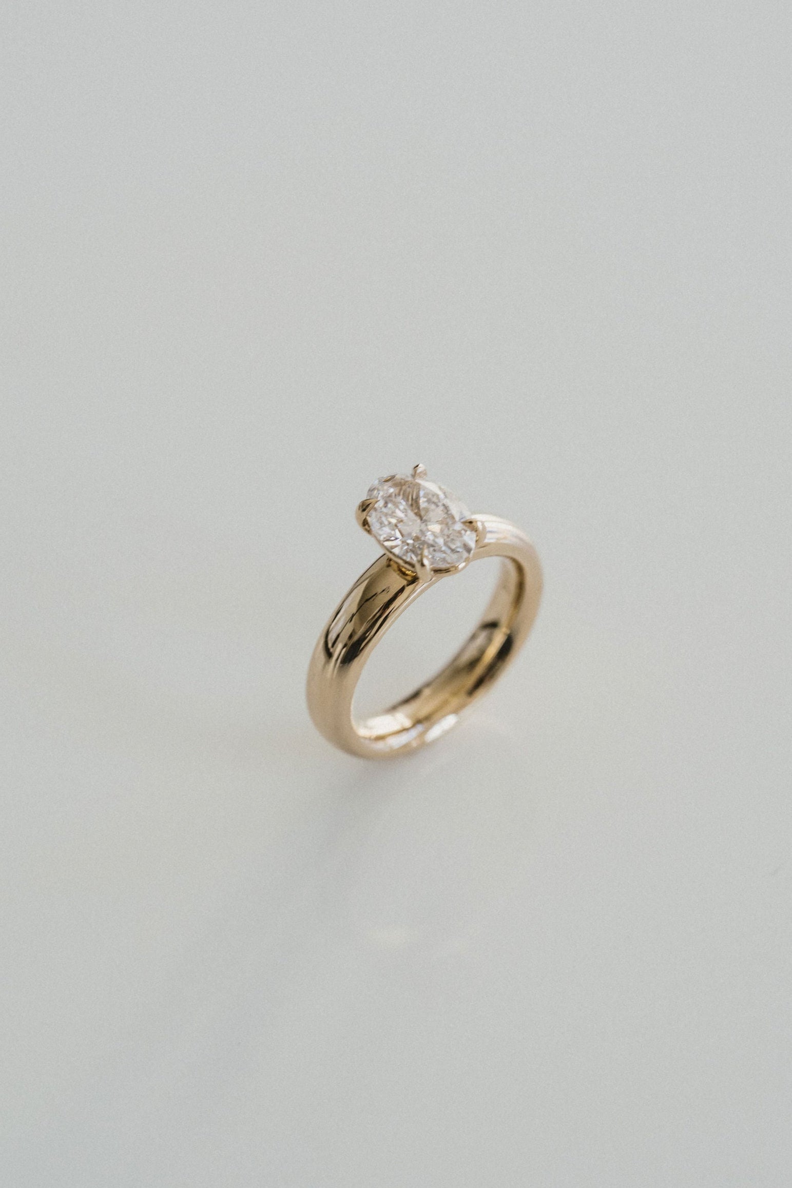 3.0 CT Elongated Cushion Solitaire Lab Grown Diamond Engagement Ringt
