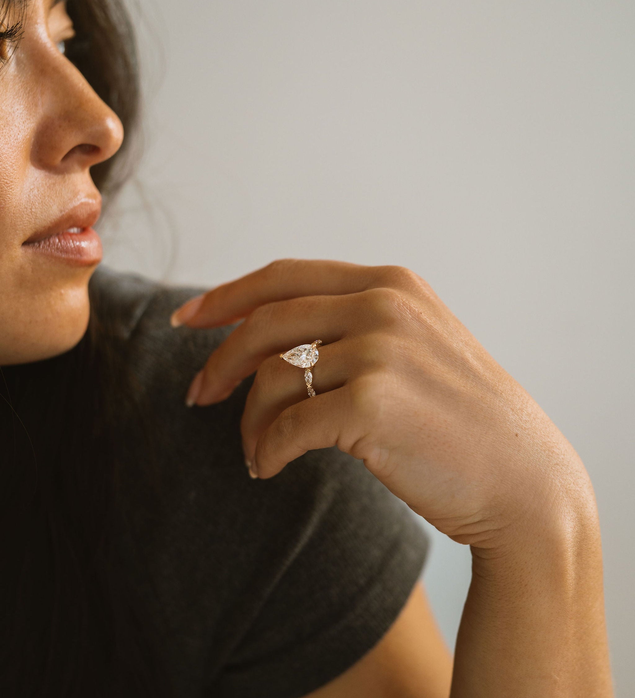 3.0 CT Elongated Cushion Solitaire Lab Grown Diamond Engagement Ringt