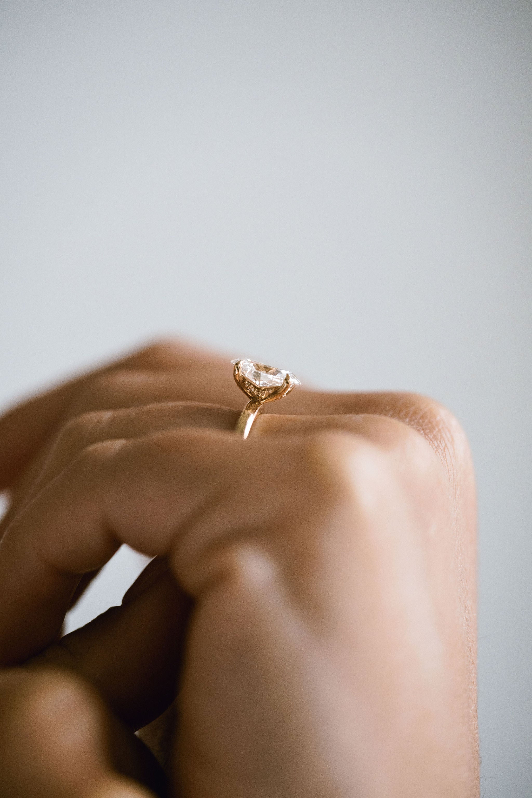 3.0 CT Elongated Cushion Solitaire Lab Grown Diamond Engagement Ringt
