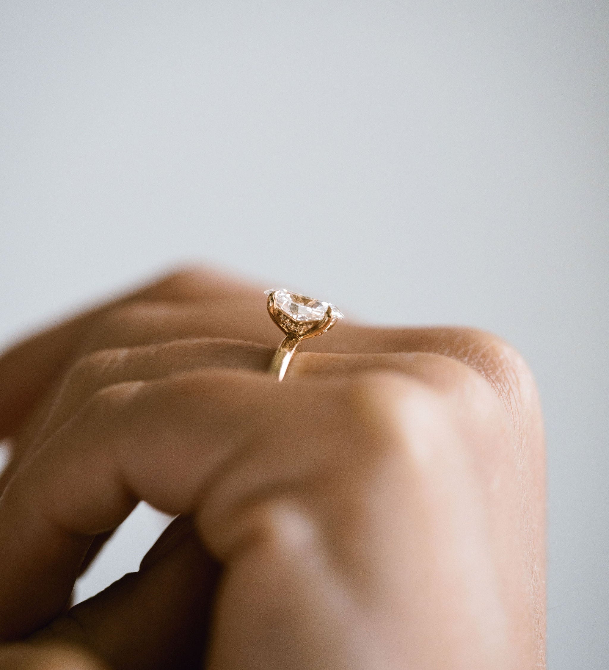 3.0 CT Elongated Cushion Solitaire Lab Grown Diamond Engagement Ringt