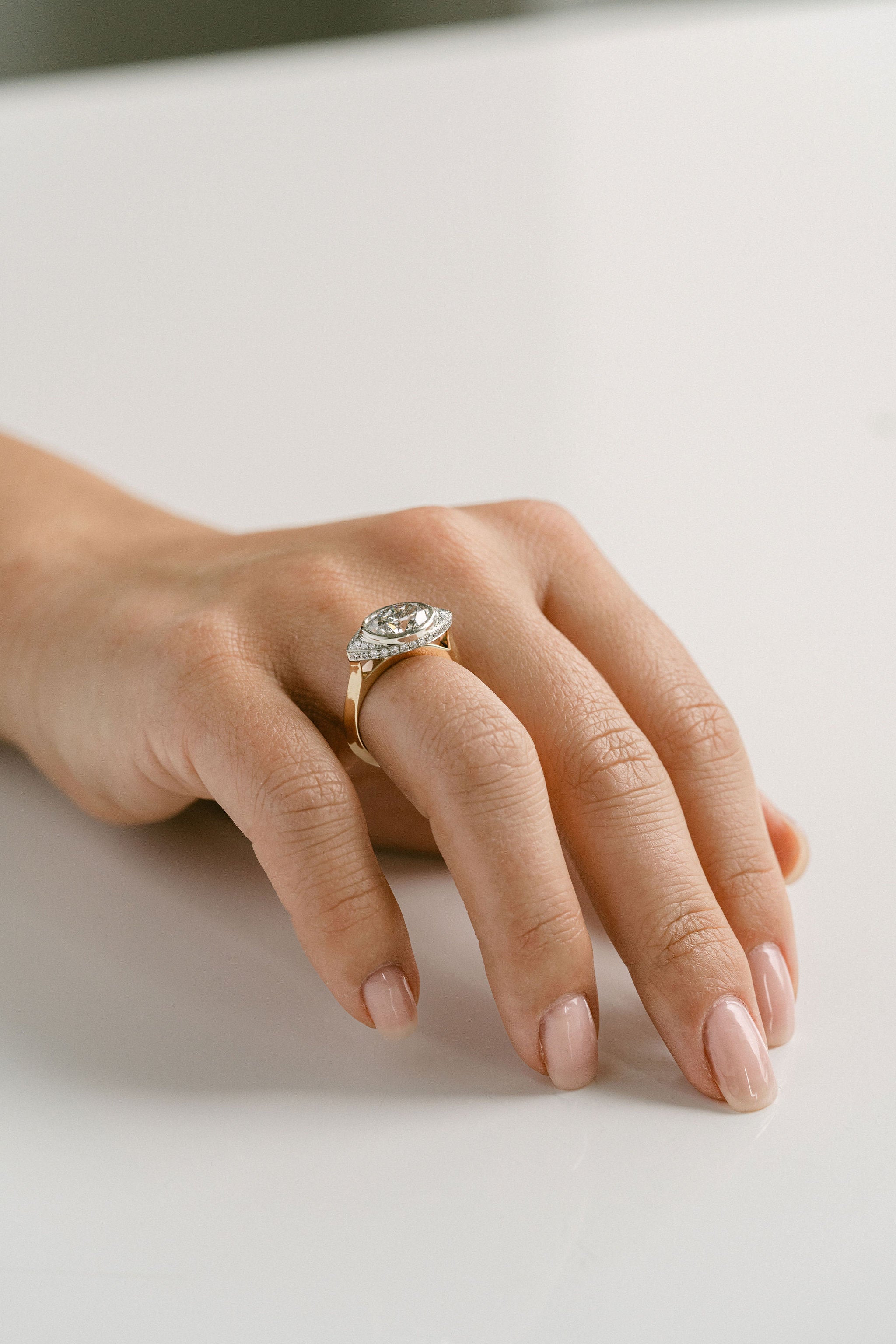 3.0 CT Elongated Cushion Solitaire Lab Grown Diamond Engagement Ringt