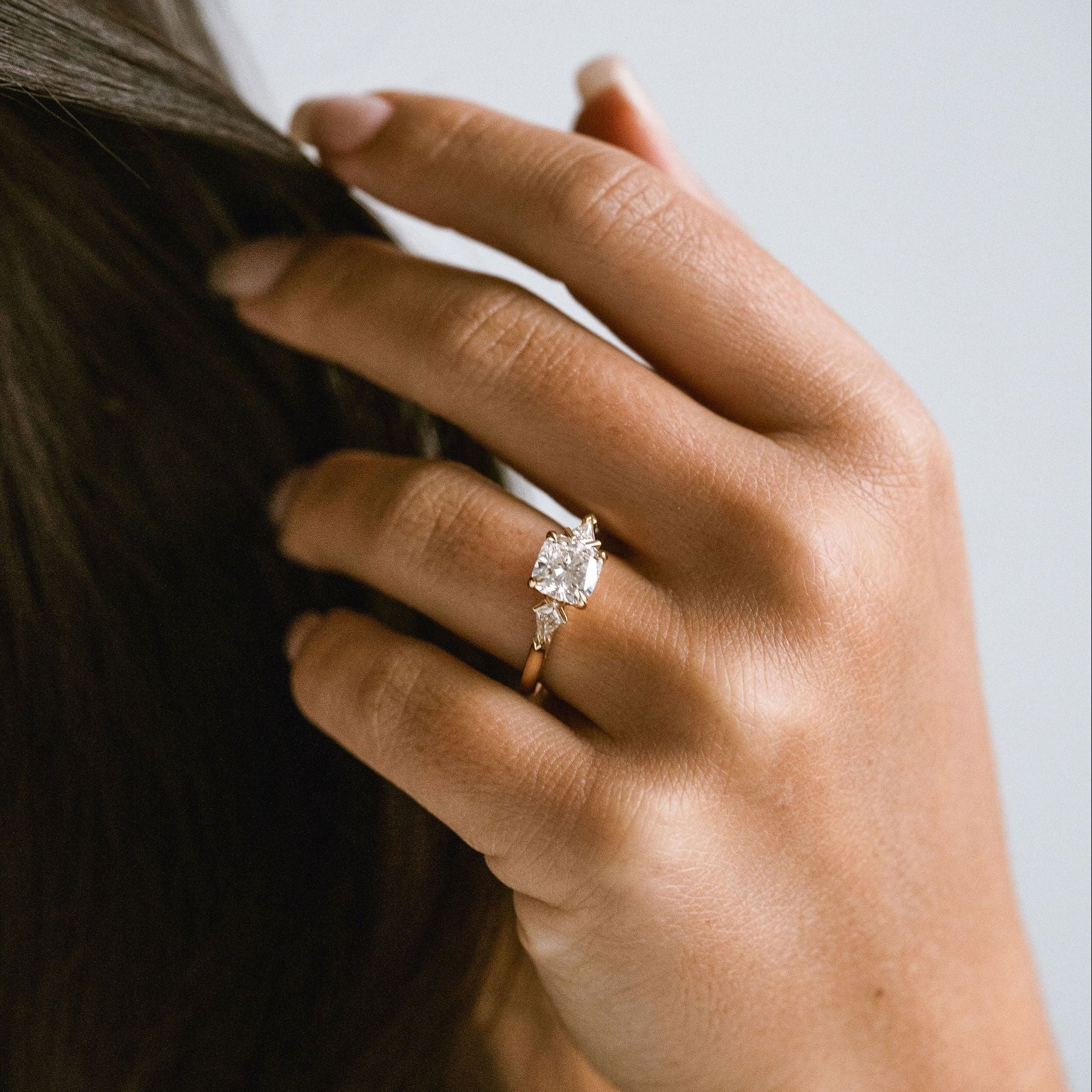 3.0 CT Elongated Cushion Solitaire Lab Grown Diamond Engagement Ringt