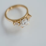 3.0 CT Elongated Cushion Solitaire Lab Grown Diamond Engagement Ringt