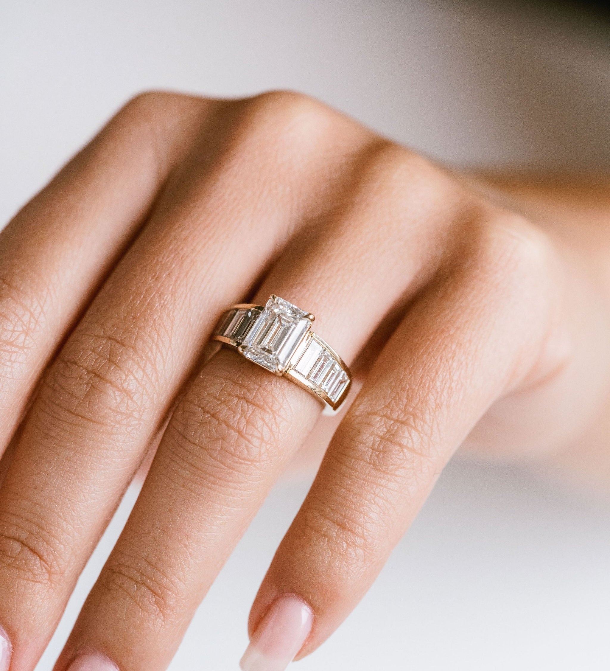3.0 CT Elongated Cushion Solitaire Lab Grown Diamond Engagement Ringt