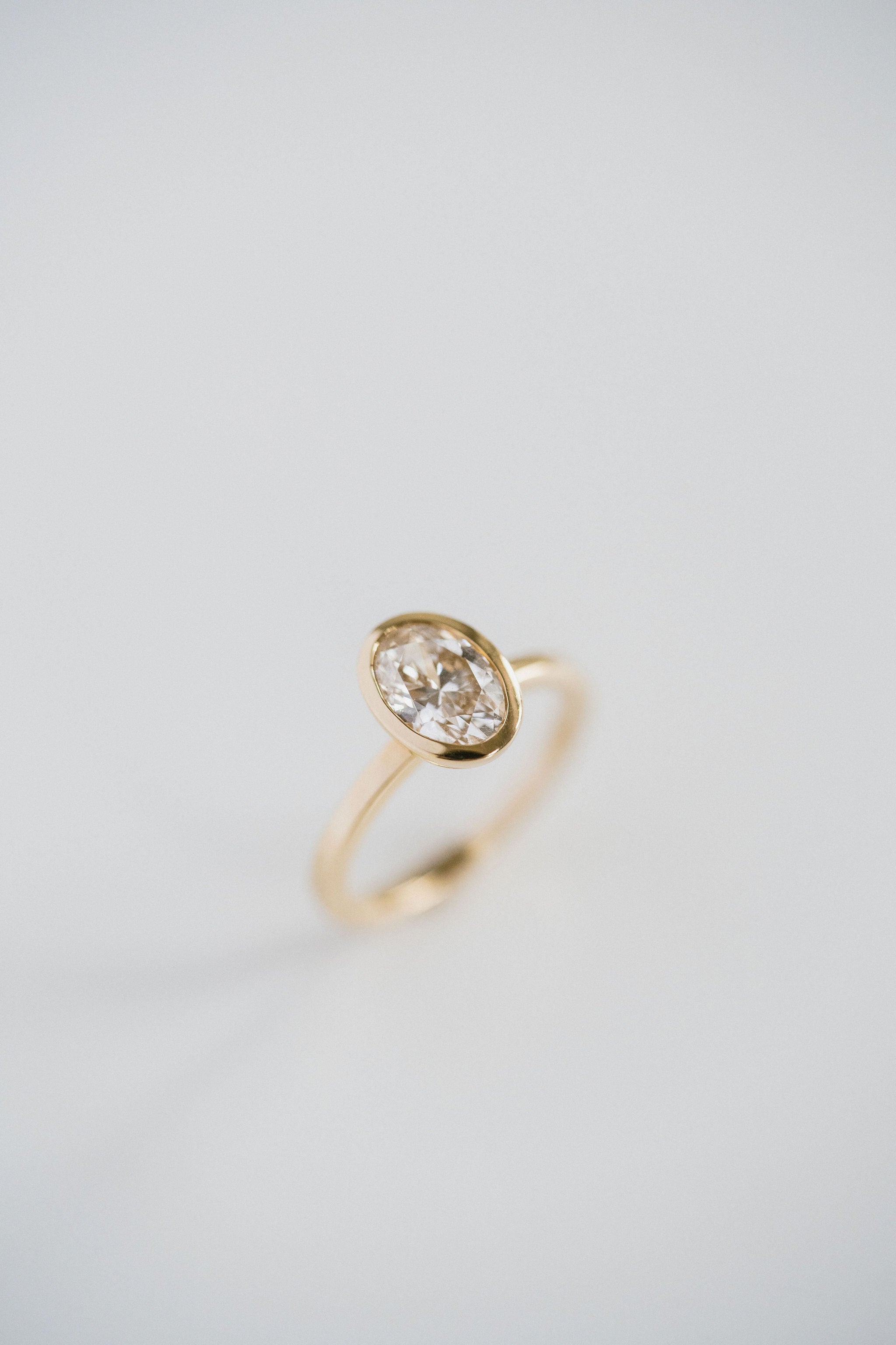 3.0 CT Elongated Cushion Solitaire Lab Grown Diamond Engagement Ringt