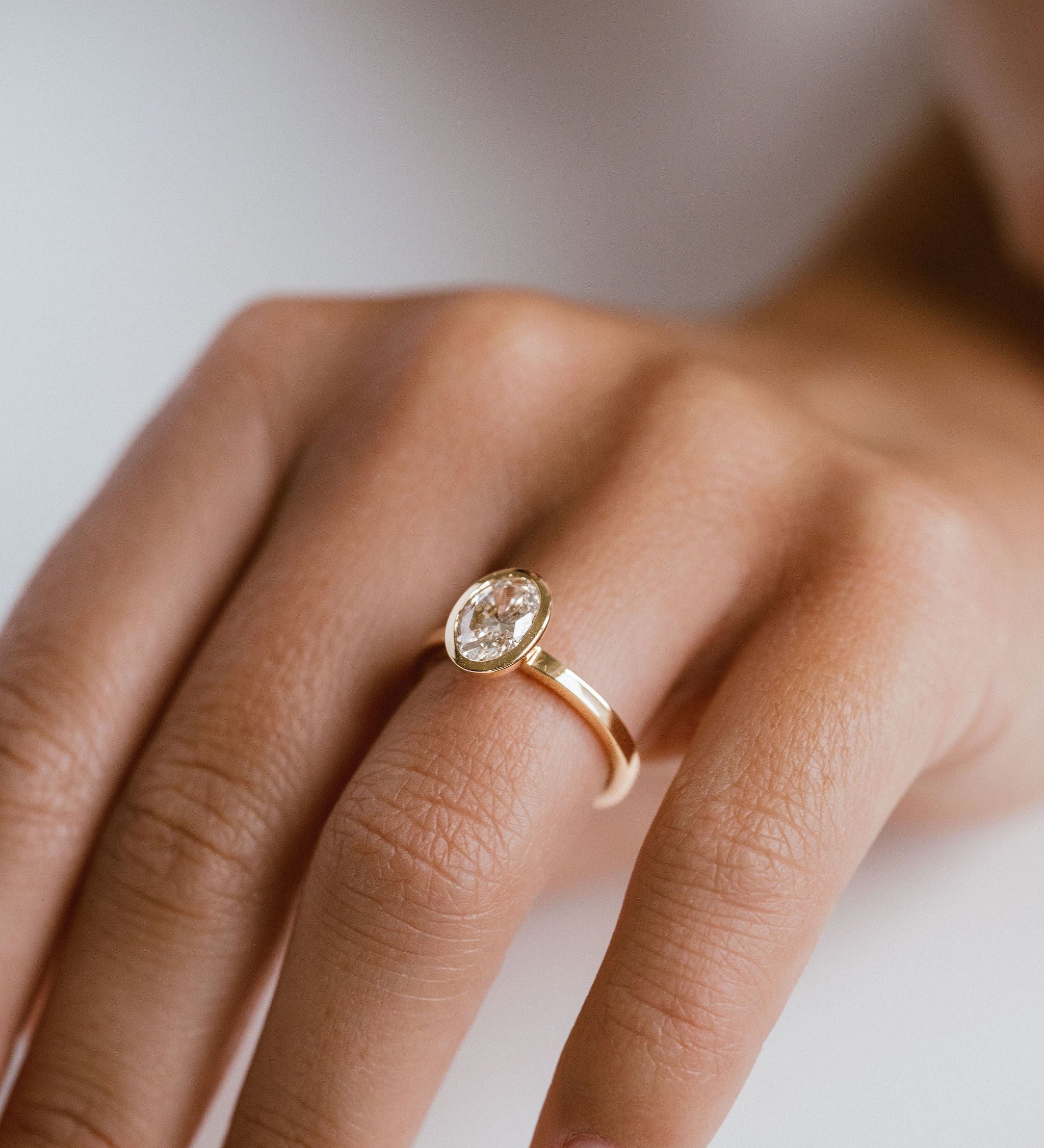 3.0 CT Elongated Cushion Solitaire Lab Grown Diamond Engagement Ringt