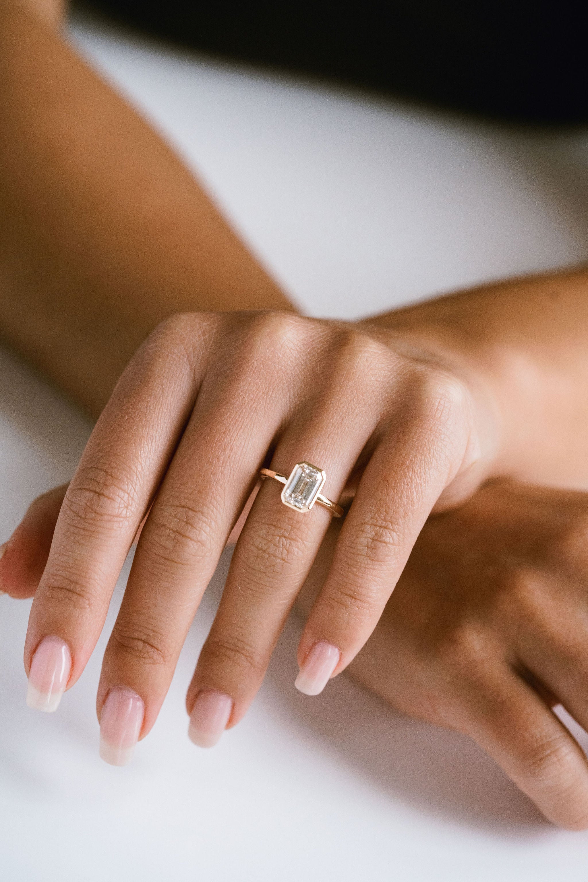 3.0 CT Elongated Cushion Solitaire Lab Grown Diamond Engagement Ringt