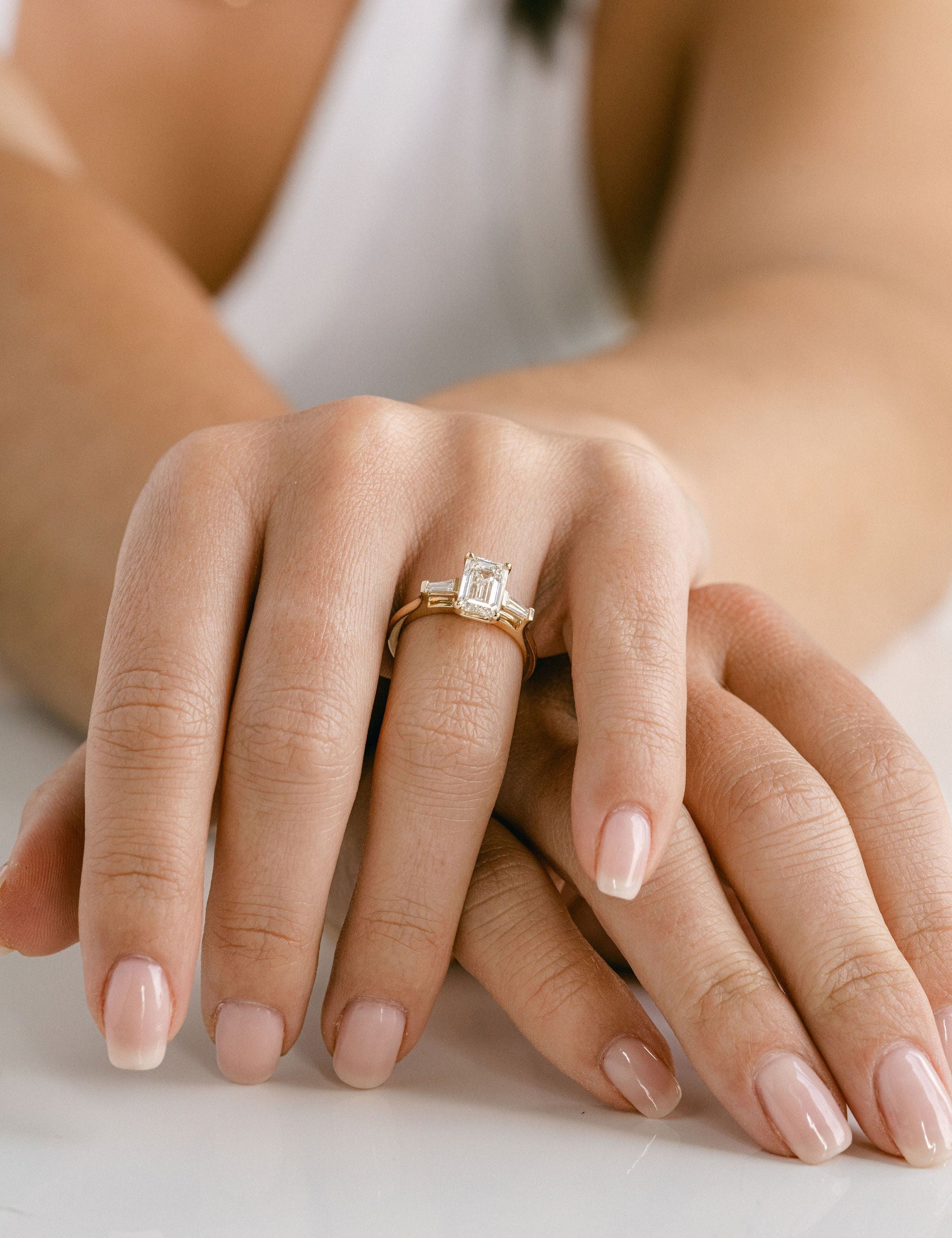 3.0 CT Elongated Cushion Solitaire Lab Grown Diamond Engagement Ringt