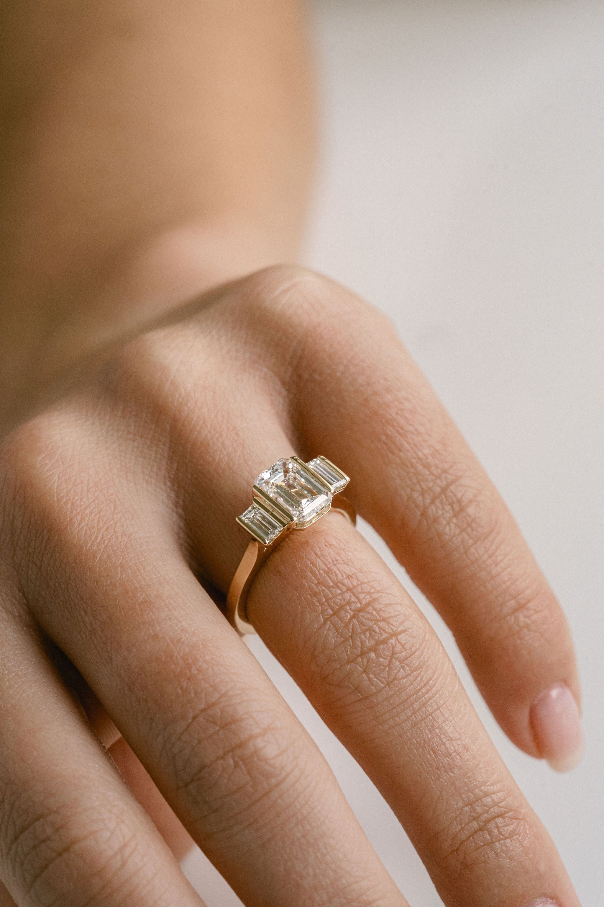 3.0 CT Elongated Cushion Solitaire Lab Grown Diamond Engagement Ringt