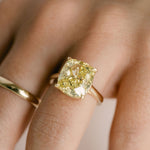 3.0 CT Elongated Cushion Solitaire Lab Grown Diamond Engagement Ringt