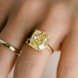 3.0 CT Elongated Cushion Solitaire Lab Grown Diamond Engagement Ringt
