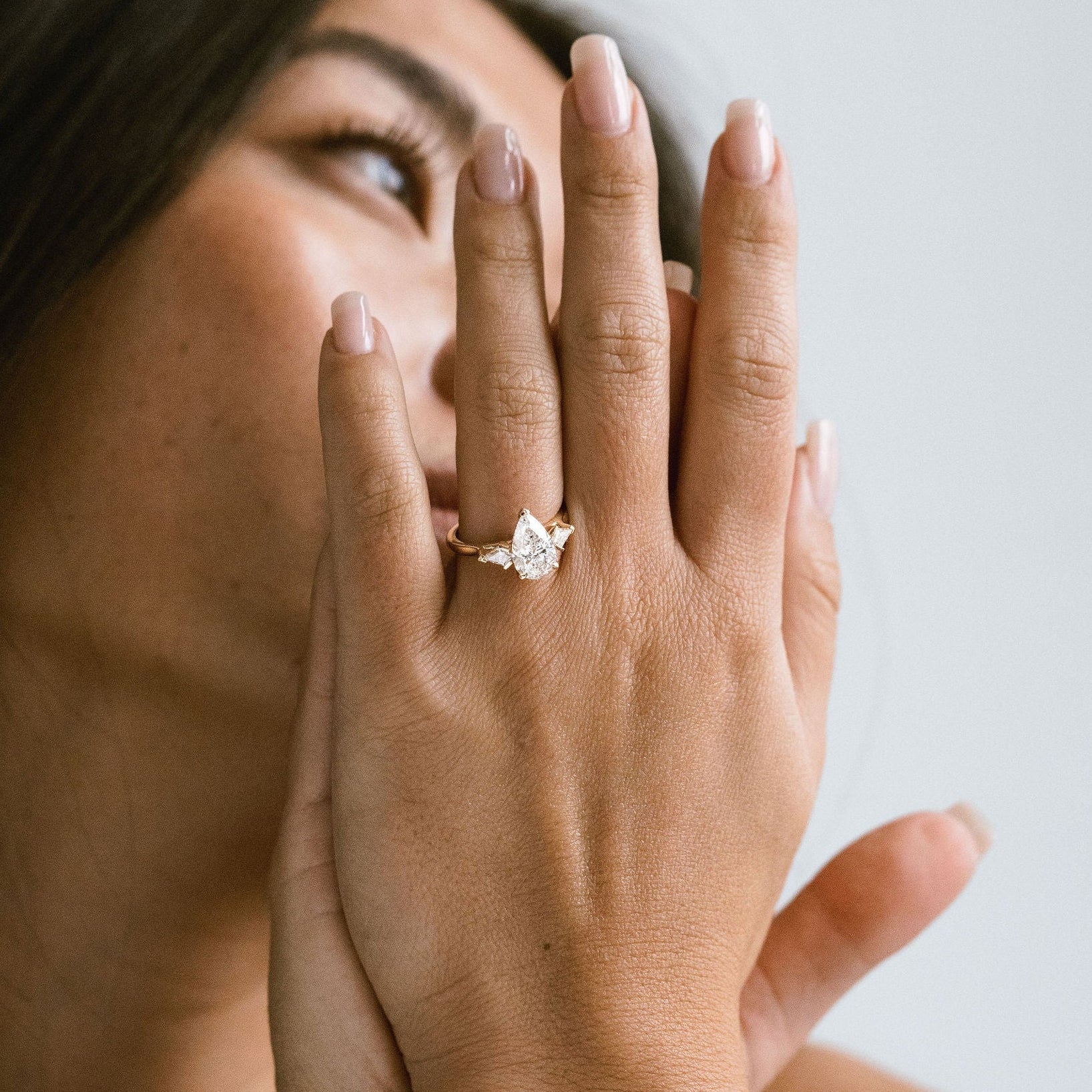 3.0 CT Elongated Cushion Solitaire Lab Grown Diamond Engagement Ringt
