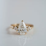 3.0 CT Elongated Cushion Solitaire Lab Grown Diamond Engagement Ringt