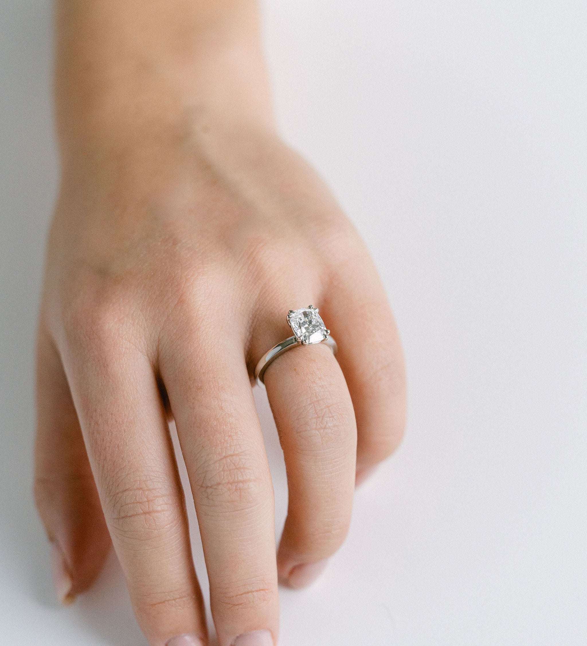 3.0 CT Elongated Cushion Solitaire Lab Grown Diamond Engagement Ringt