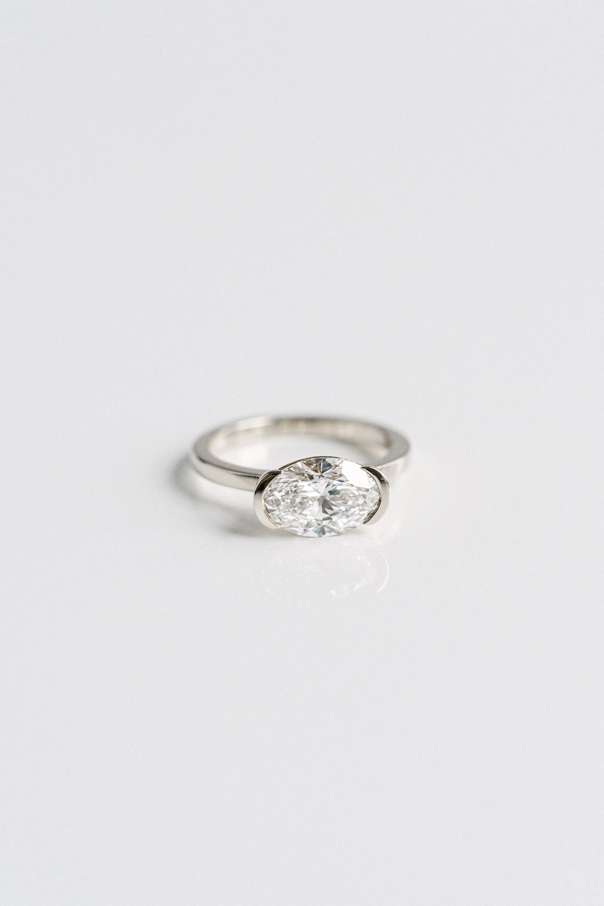 3.0 CT Elongated Cushion Solitaire Lab Grown Diamond Engagement Ringt