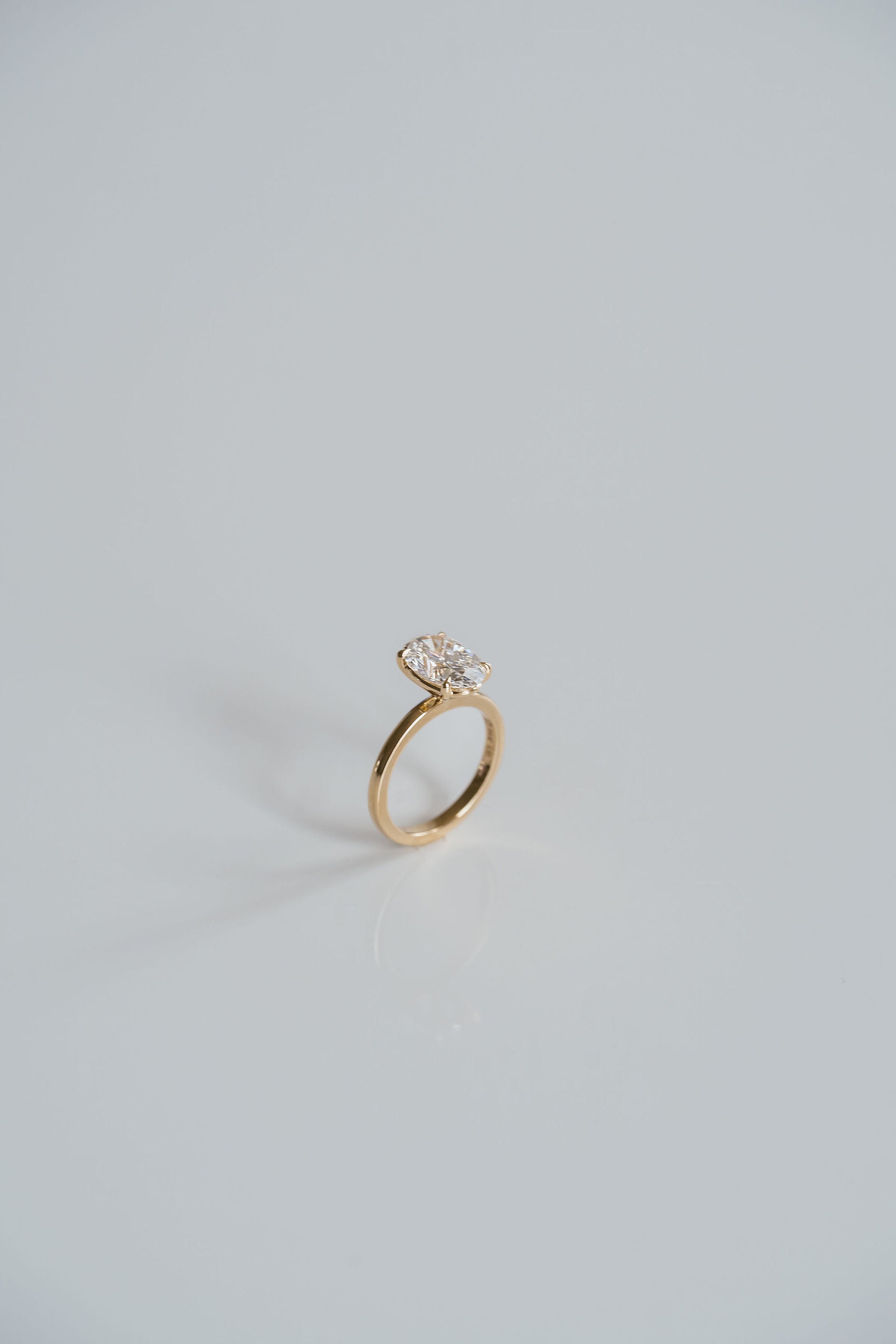 3.0 CT Elongated Cushion Solitaire Lab Grown Diamond Engagement Ringt