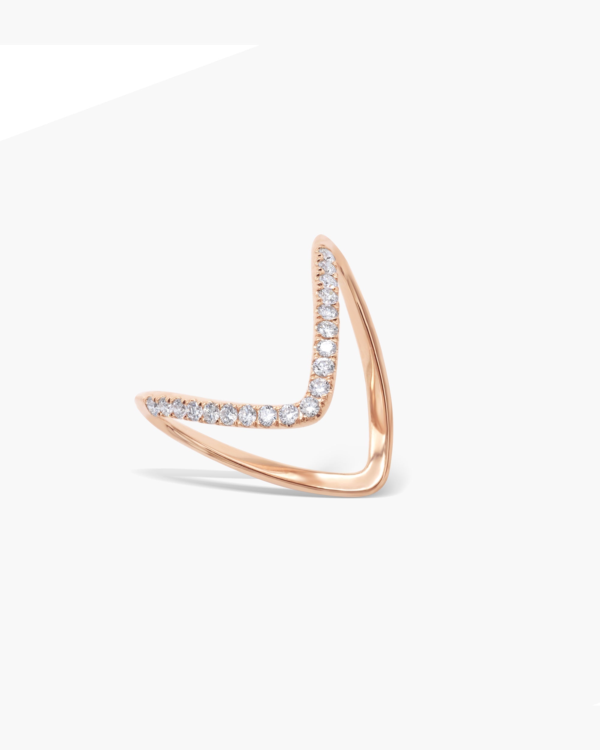 0.27 CT Round Curved Lab Grown Diamond Wedding Band