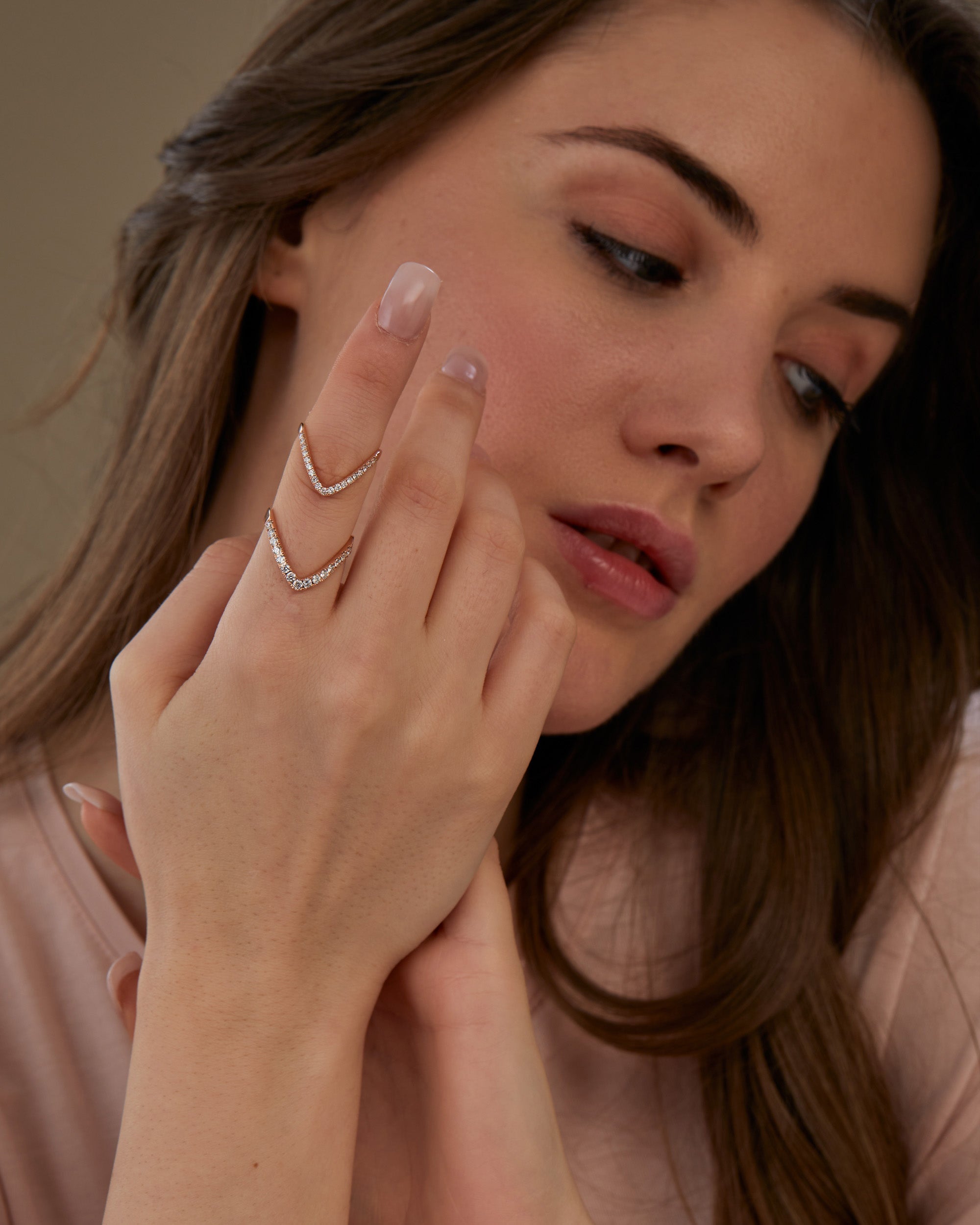 0.27 CT Round Curved Lab Grown Diamond Wedding Band