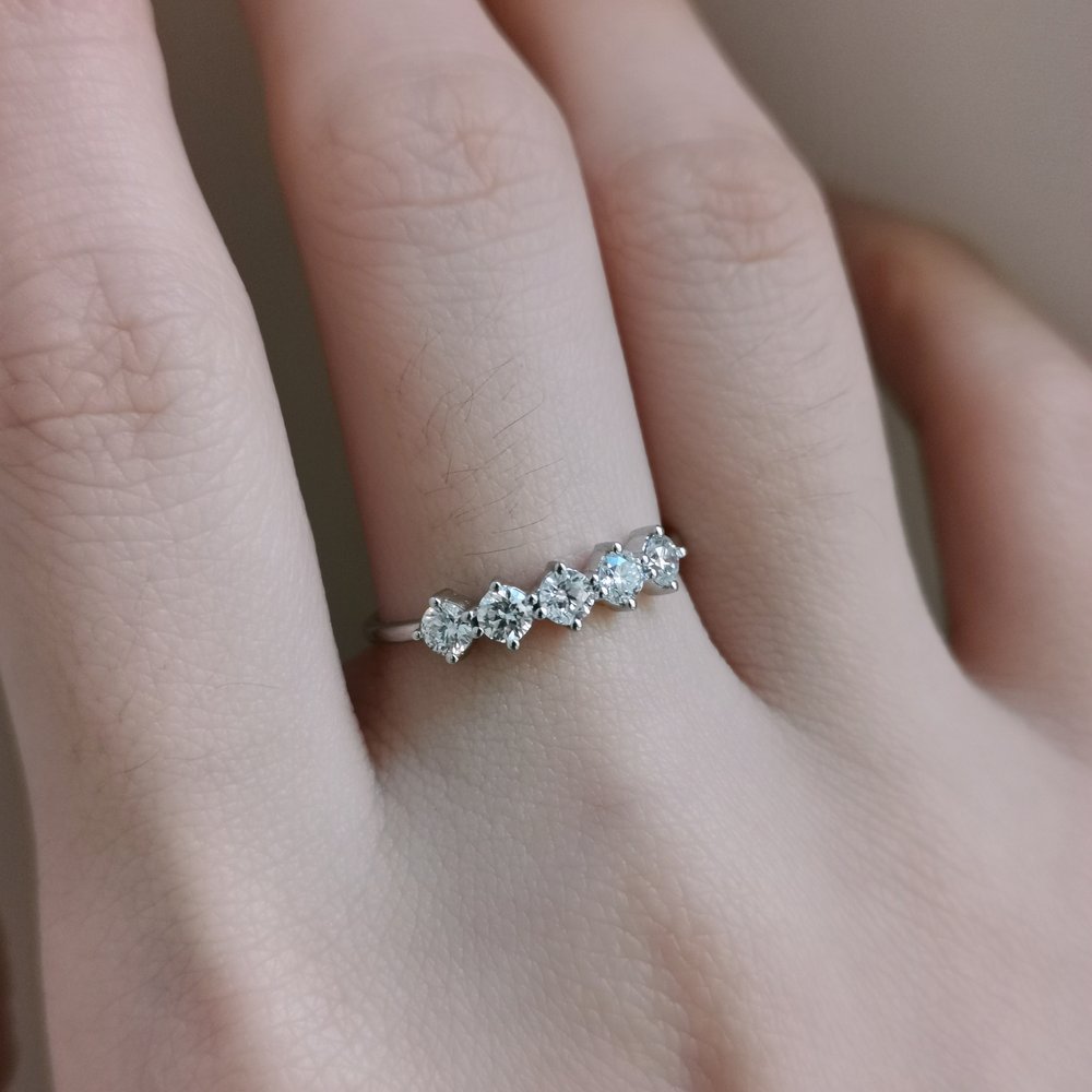 0.50 CT Round 5 Stones Lab Grown Diamond Wedding Band